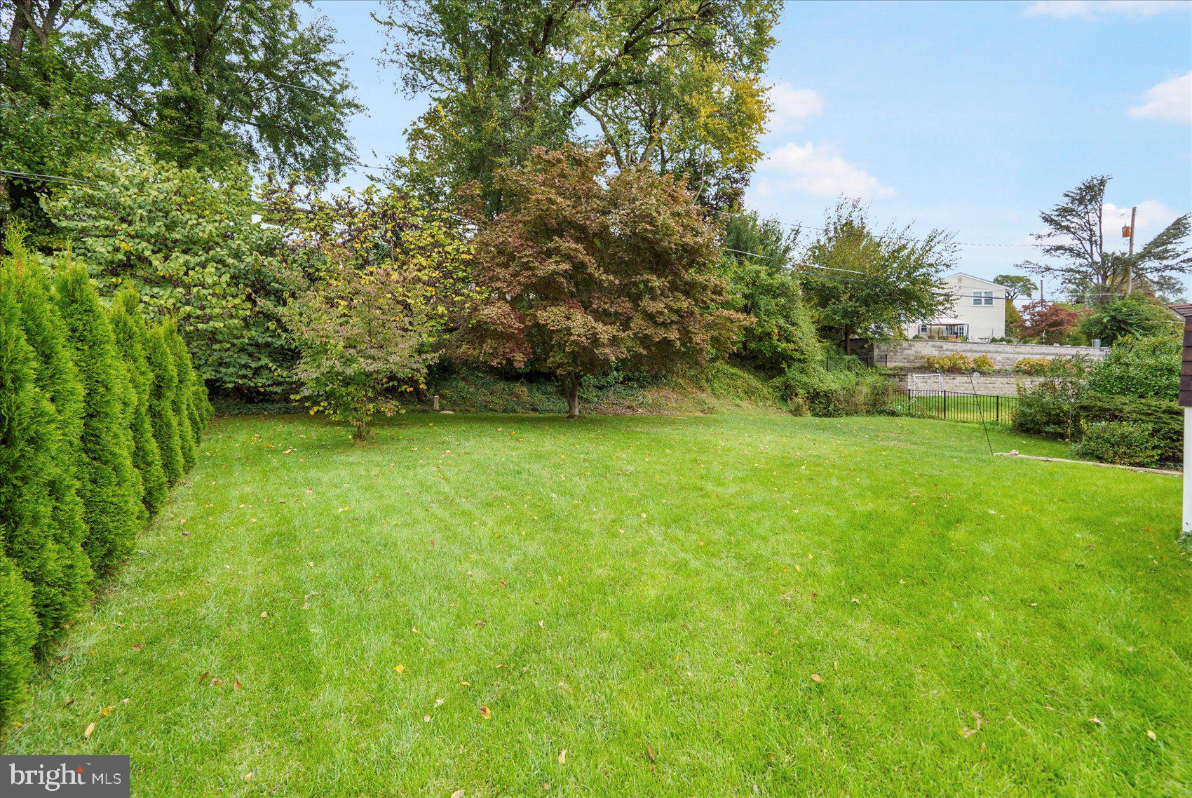 CROMWELL VALLEY - Residential Lease