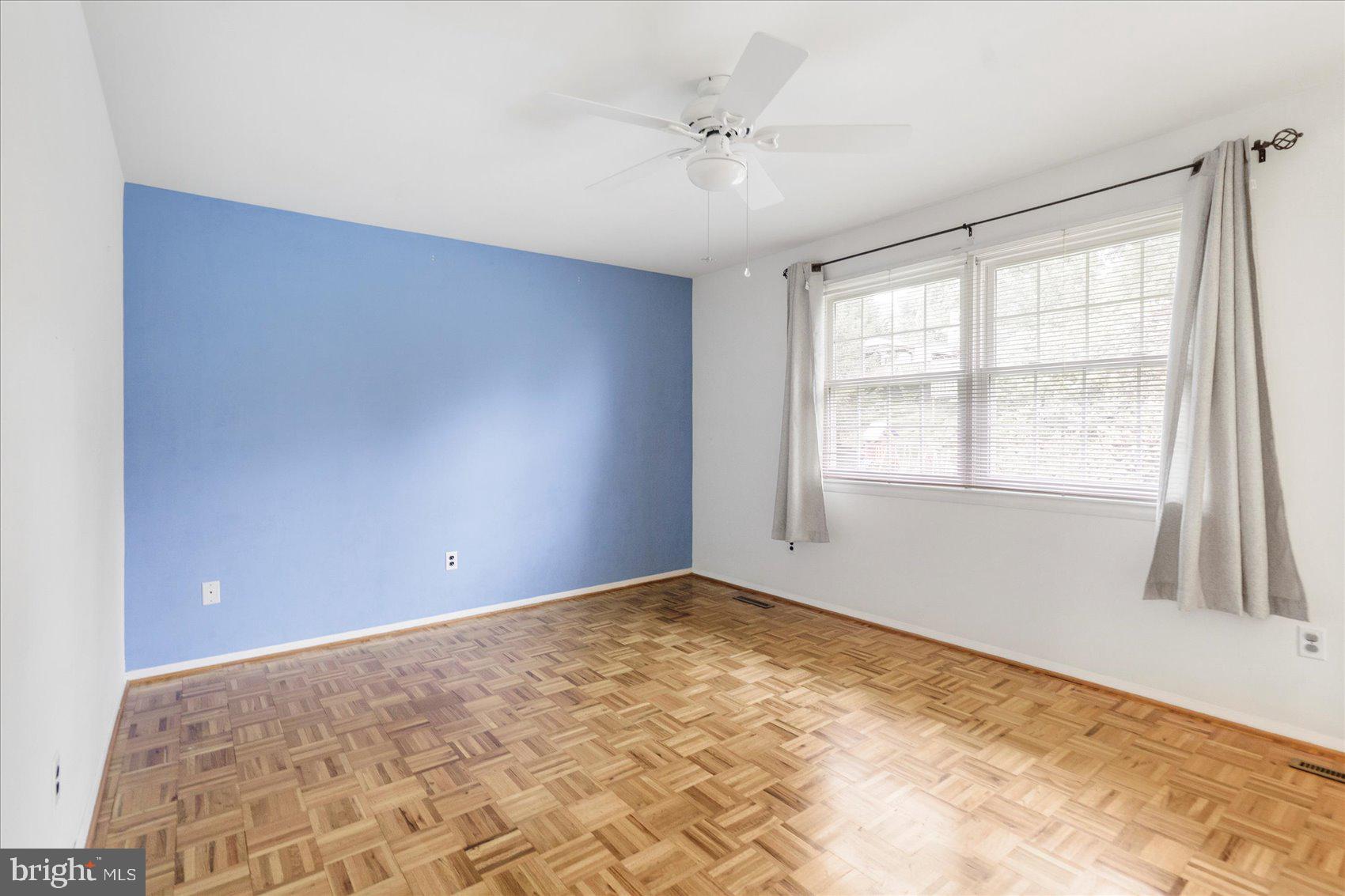 CROMWELL VALLEY - Residential Lease