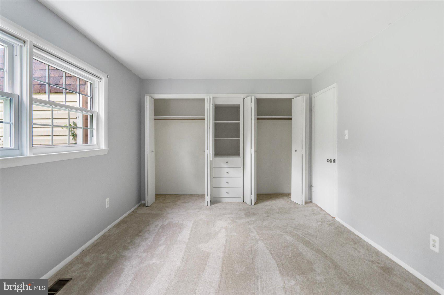 CROMWELL VALLEY - Residential Lease