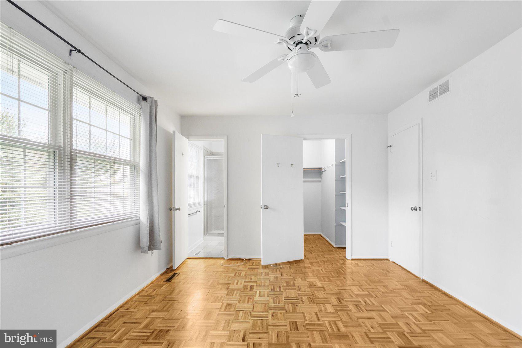 CROMWELL VALLEY - Residential Lease