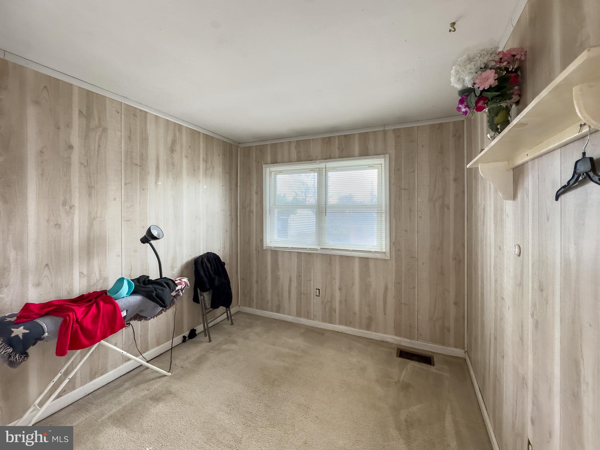 POINT OF WOODS - Residential