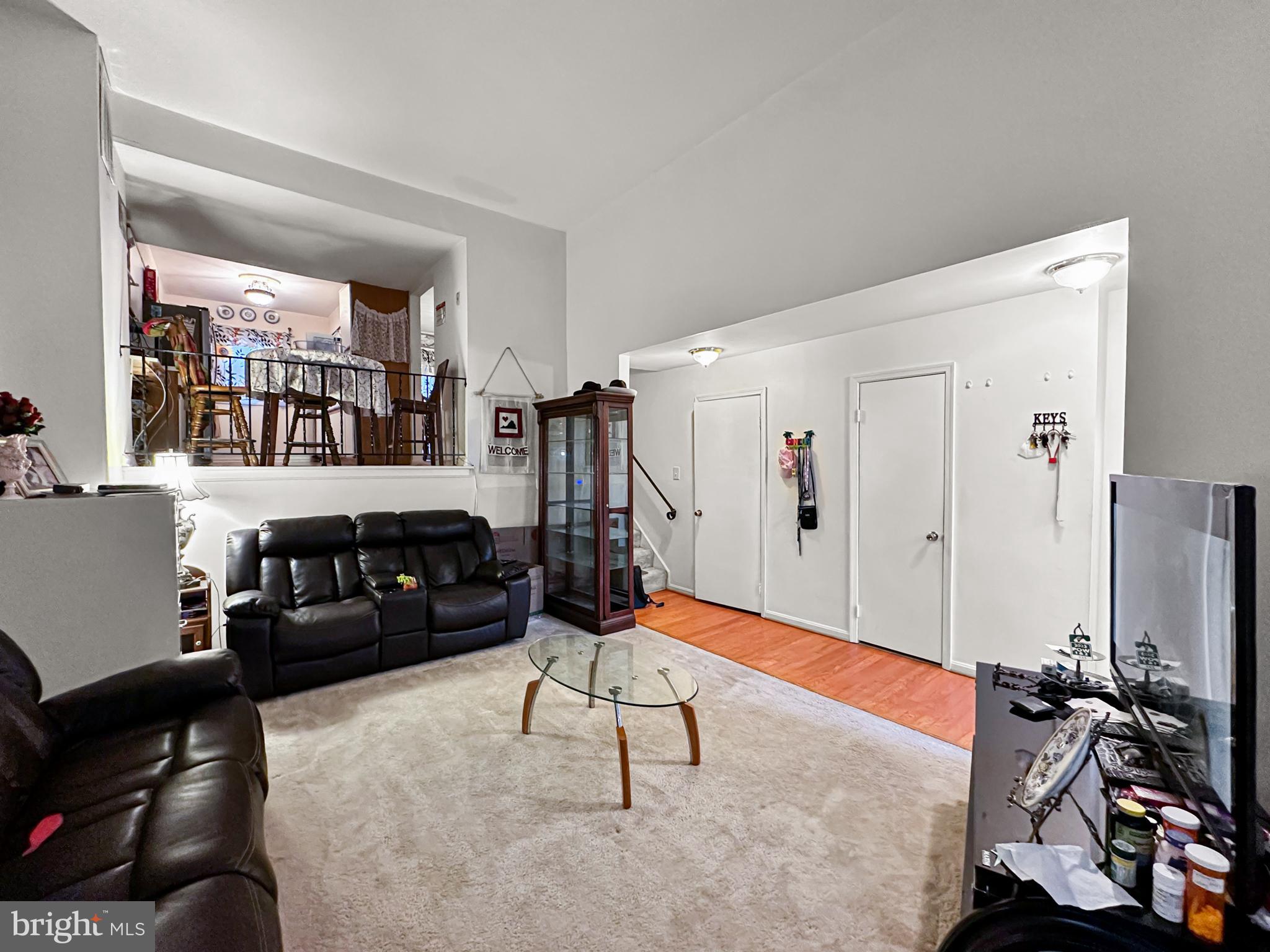 POINT OF WOODS - Residential