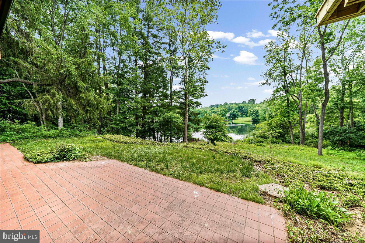 70 HEYBURN ROAD