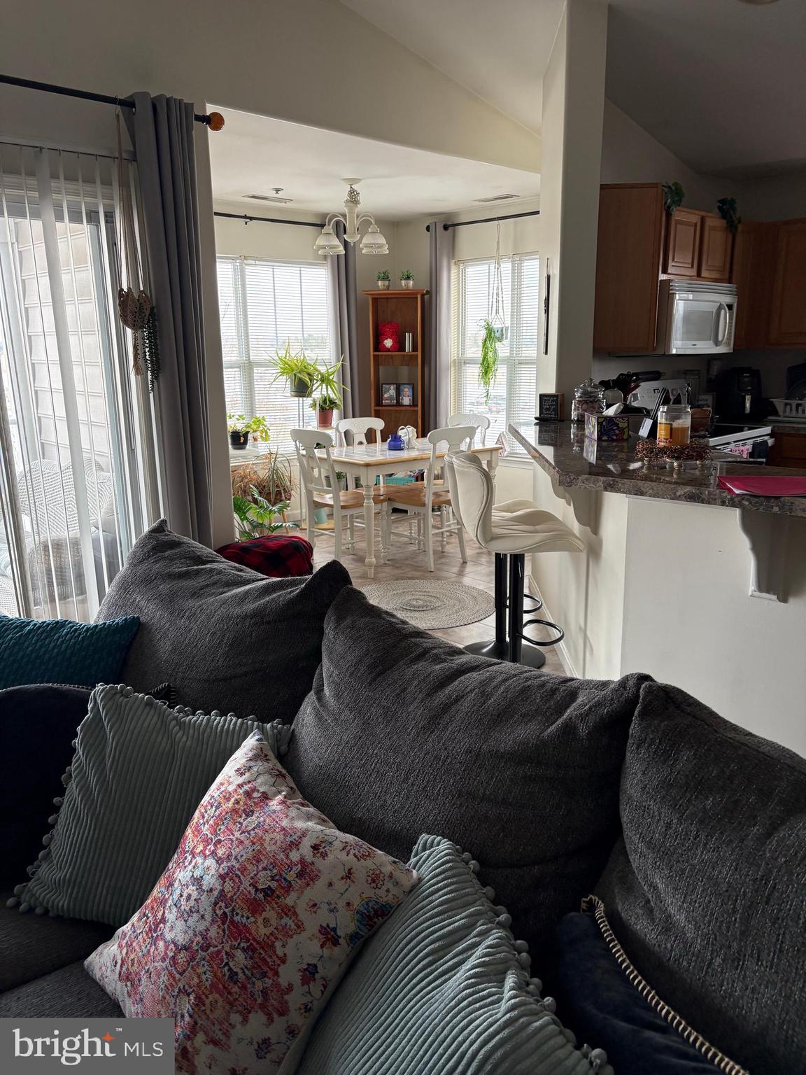 3303 S SAGAMORE DRIVE I