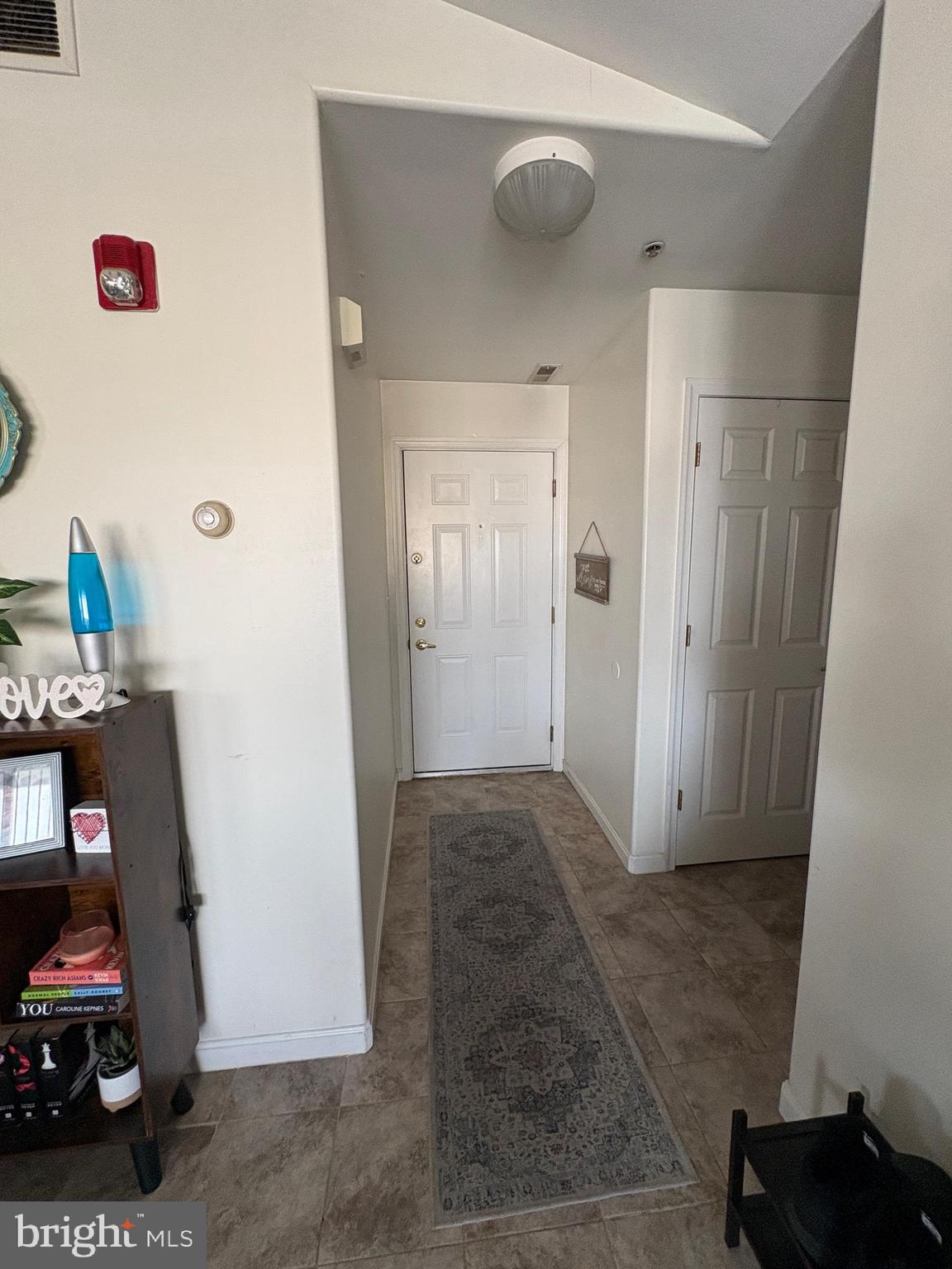 3303 S SAGAMORE DRIVE I