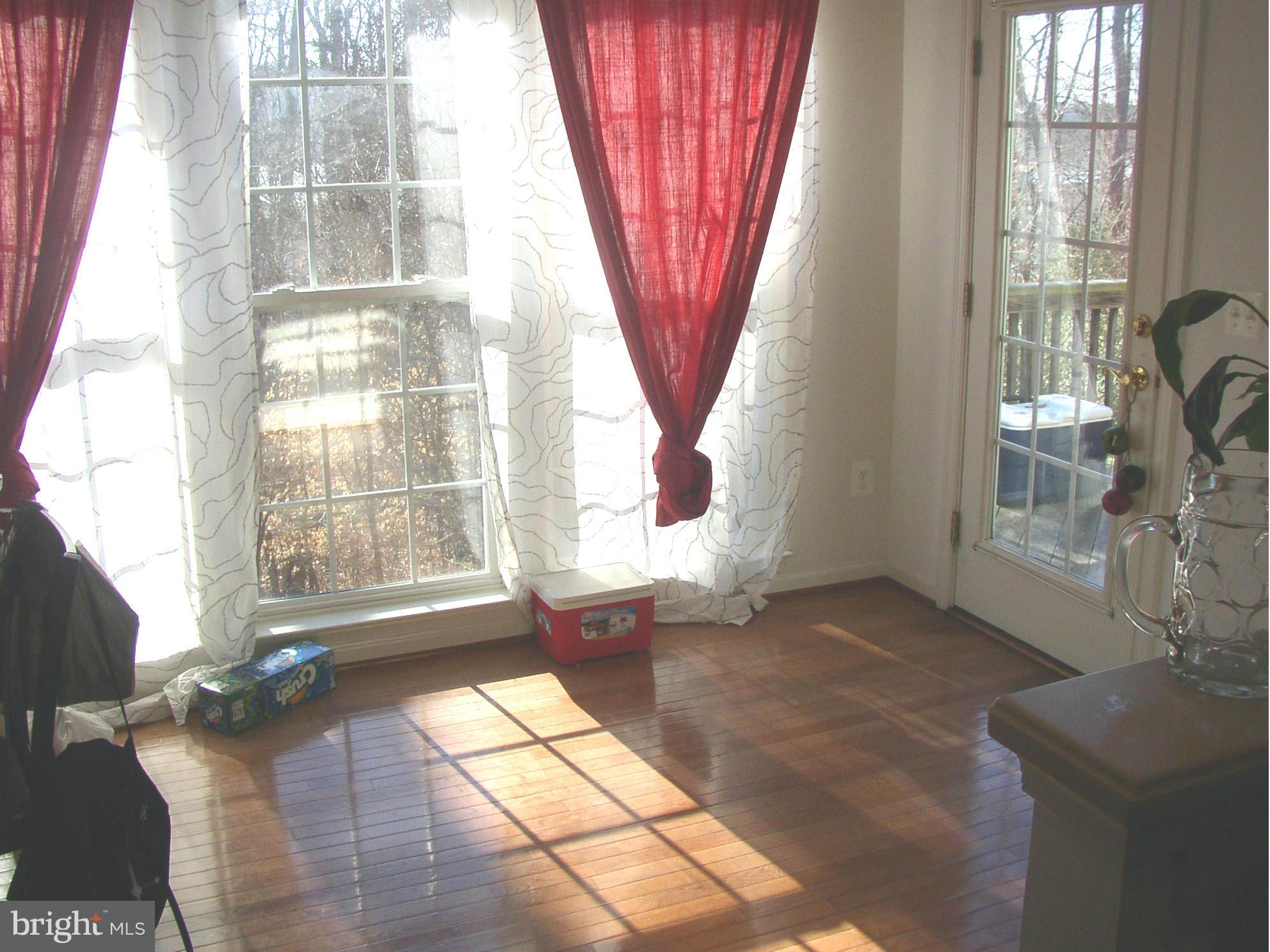 RIVERSIDE STATION - Residential Lease