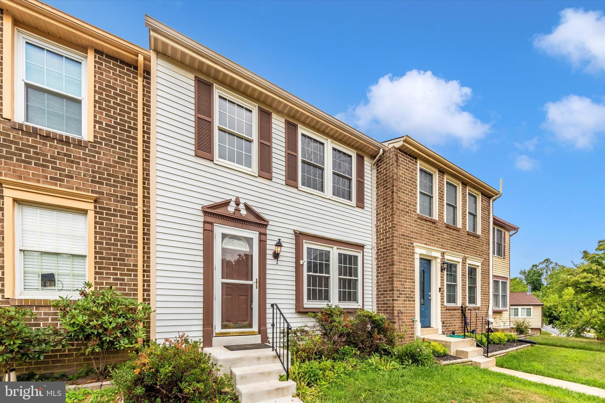 OAK SPRINGS - Residential