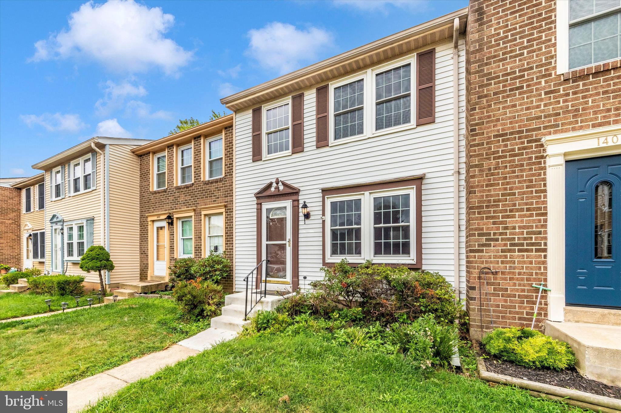 OAK SPRINGS - Residential