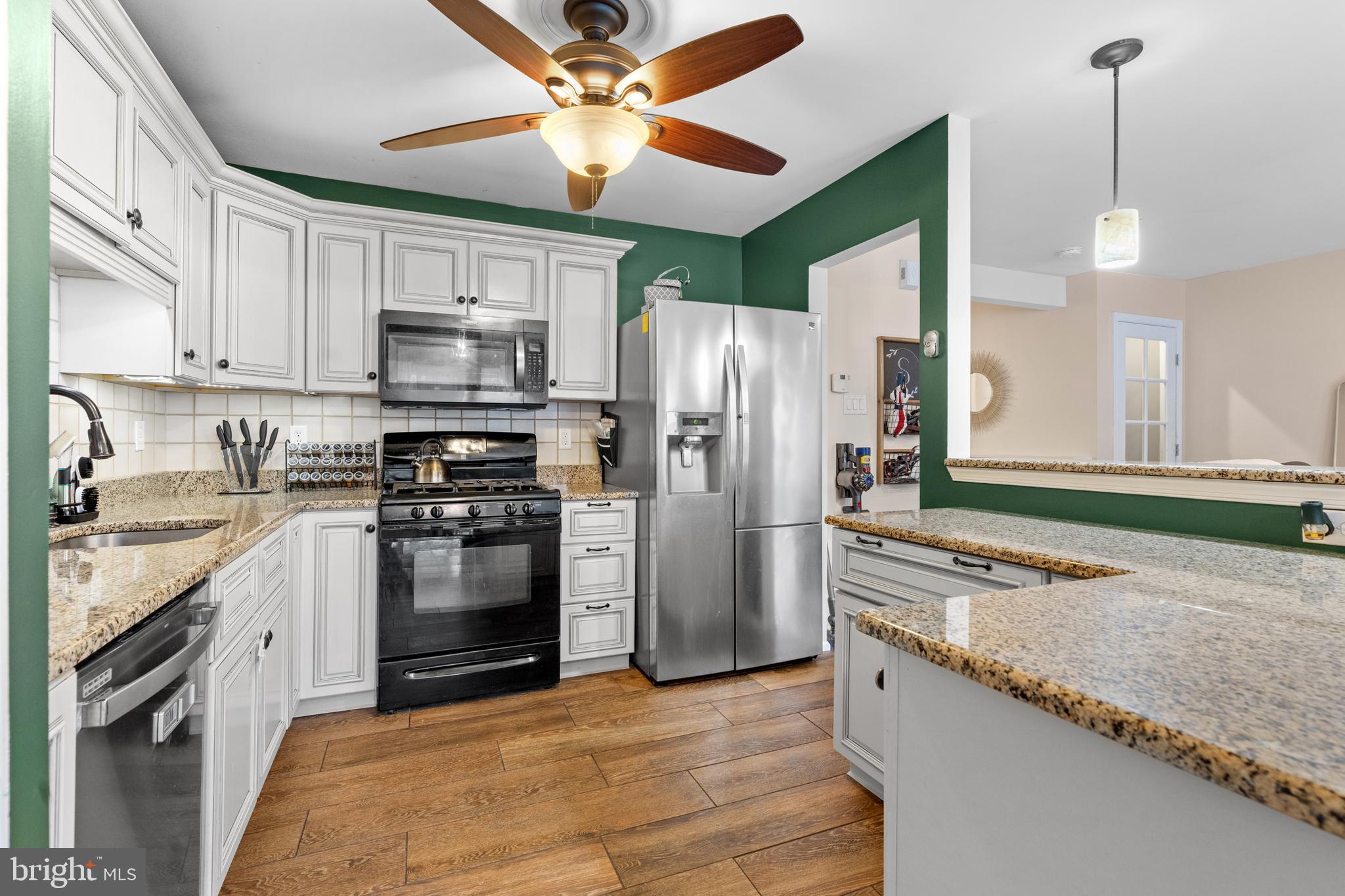 FORREST VIEW - Residential