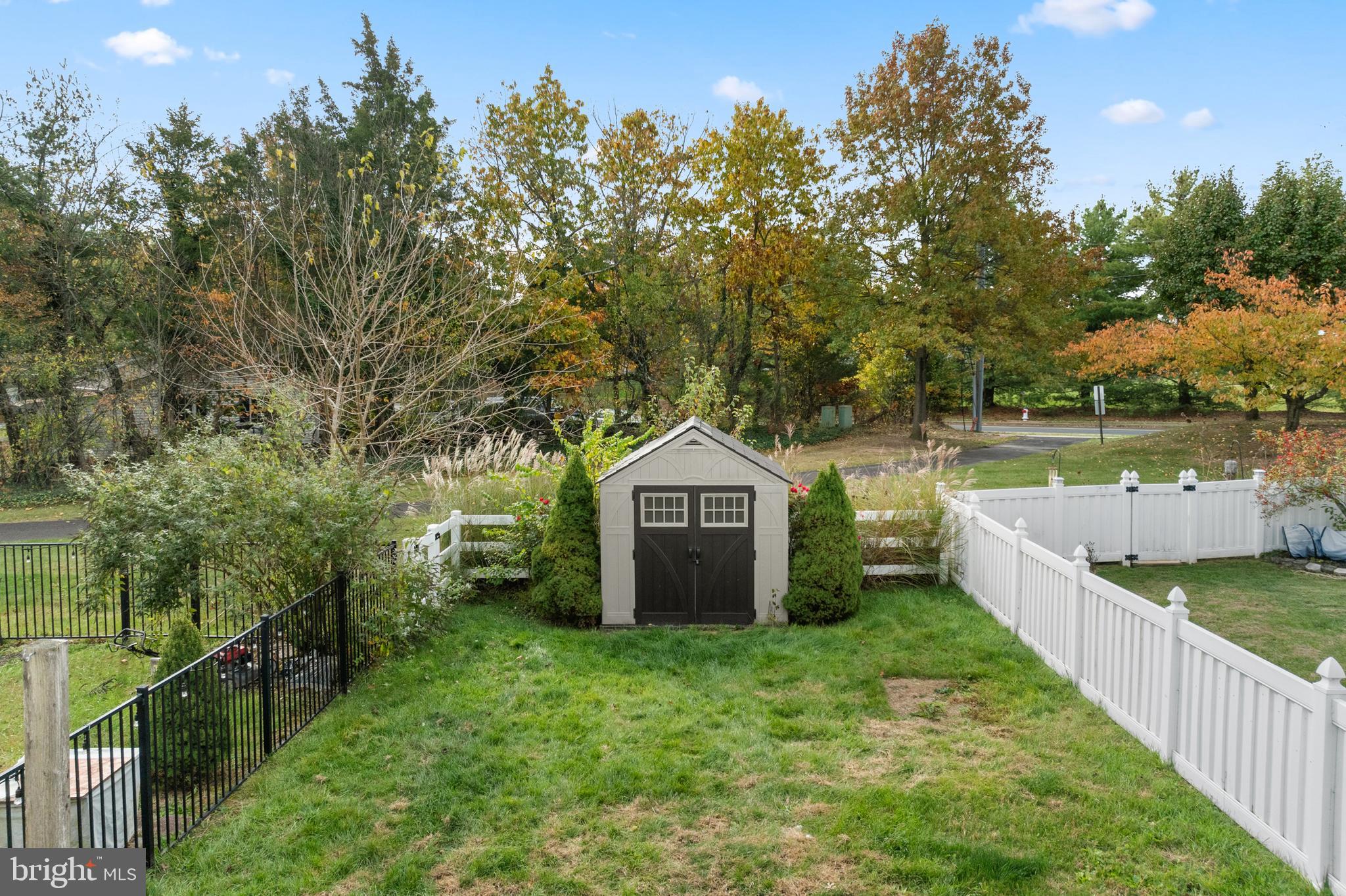 FORREST VIEW - Residential