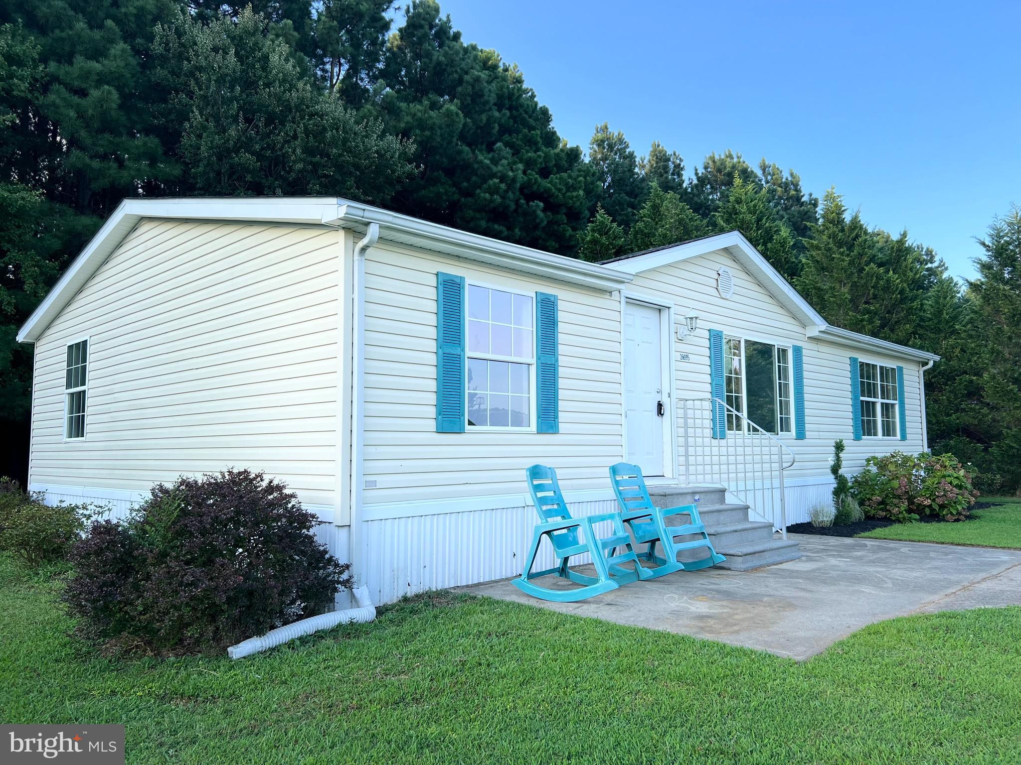 HEBRON WOODS - Residential