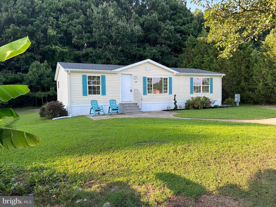 BOTM!!! Do to no fault of the sellers or the property. This charming home is ready for you! Don't wait come see it before its too late. Recently renovated home, new roof, water heater, all new floors, kitchen cabinets , stainless steel appliances, counter tops, light fixtures, new siding, renovated bathrooms and many more upgrades to list.  Great location 15 minutes from Salisbury and 20 minutes from Cambridge, located in Hebron Woods Community Park. 
MUST BE APPROVE BY HEBRON WOODS PARK
 LOT RENT $460 PER MONTH
PLEASE CALL THE LISTING AGENT FOR MORE INFORMATION 


Buyer's agent should do due diligence and confirm all information is to their satisfaction, including schools, Sq Ft and tax information.