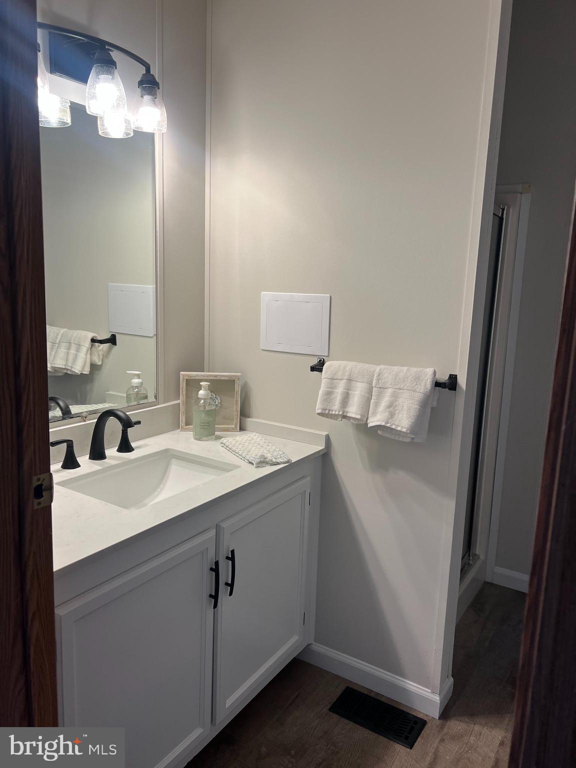 HEBRON WOODS - Residential