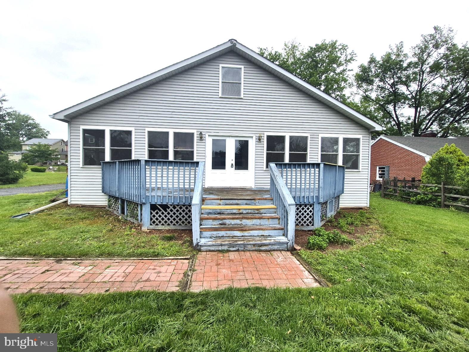 912 MAIN STREET