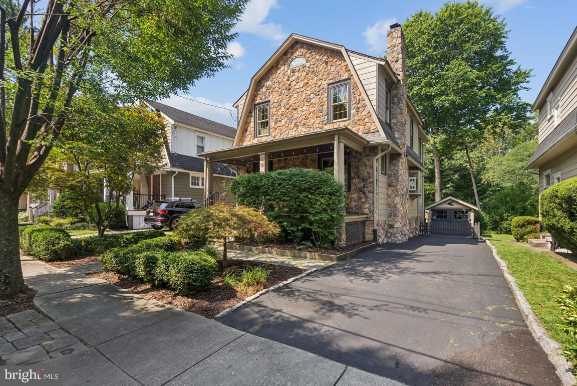 44 EVERGREEN LANE