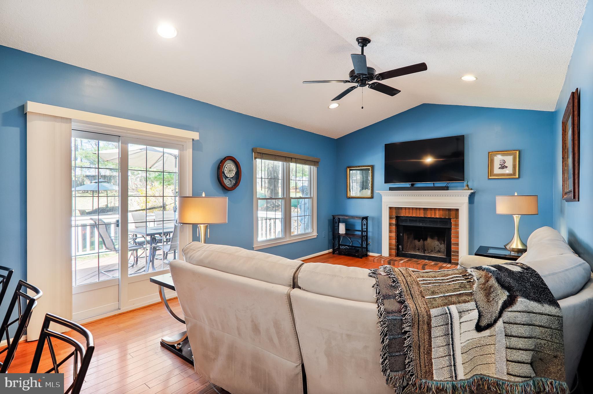 MIDDLEBRIDGE - Residential