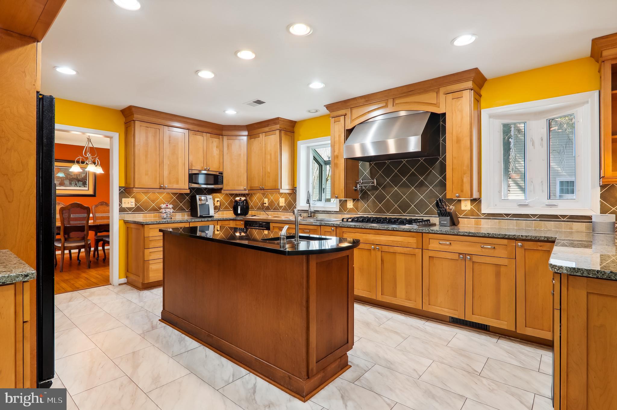 MIDDLEBRIDGE - Residential