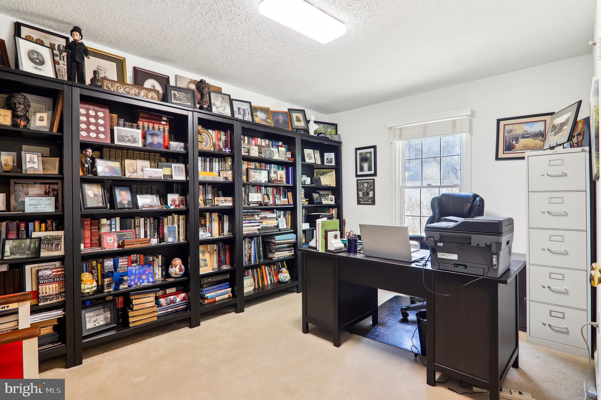 MIDDLEBRIDGE - Residential