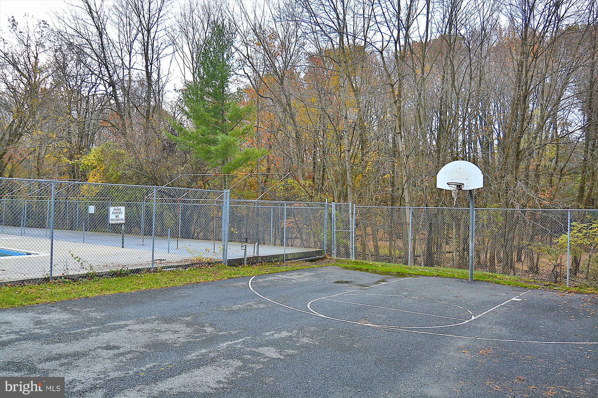 MIDDLEBRIDGE - Residential