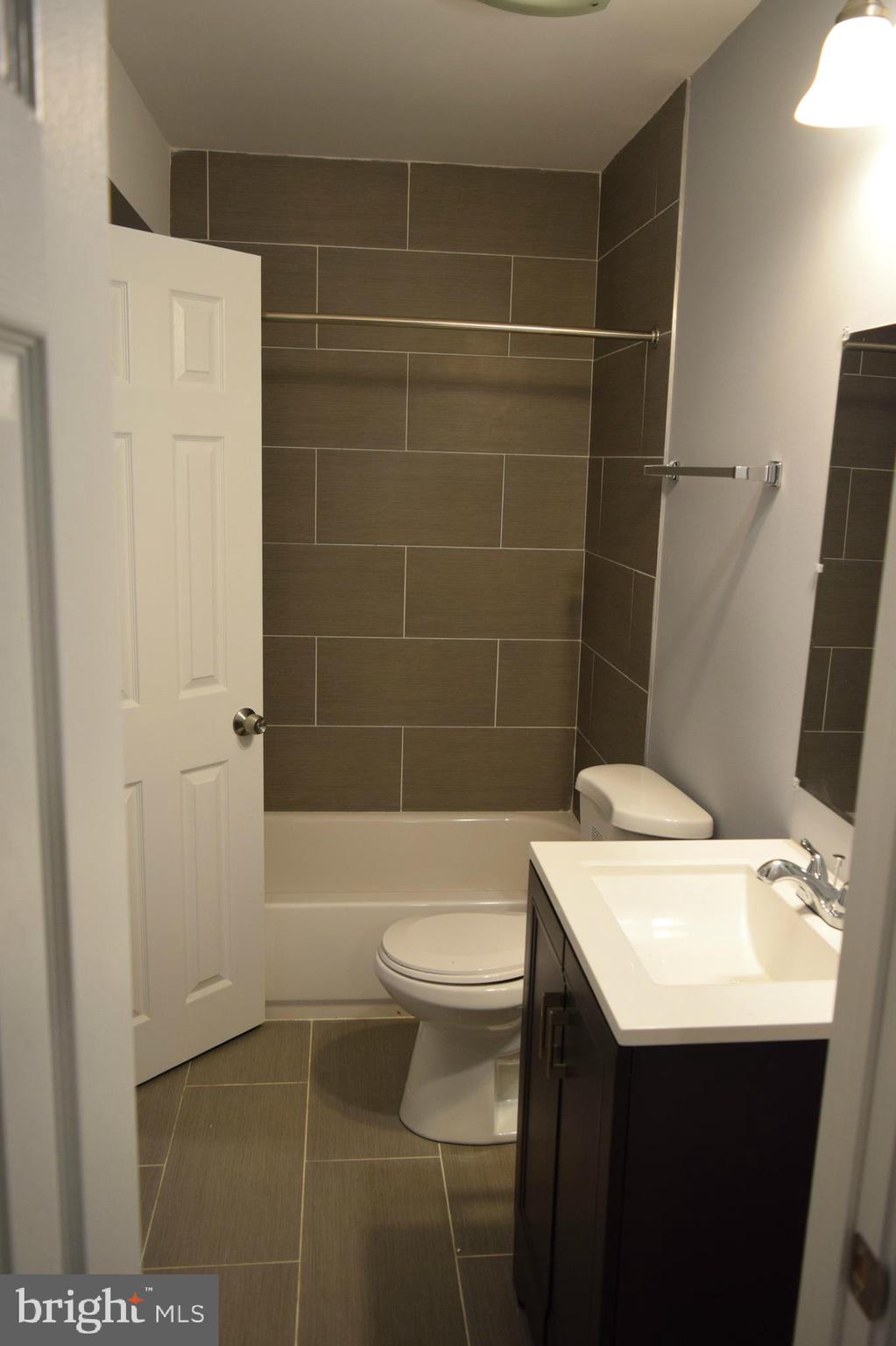 MARLTON - Residential