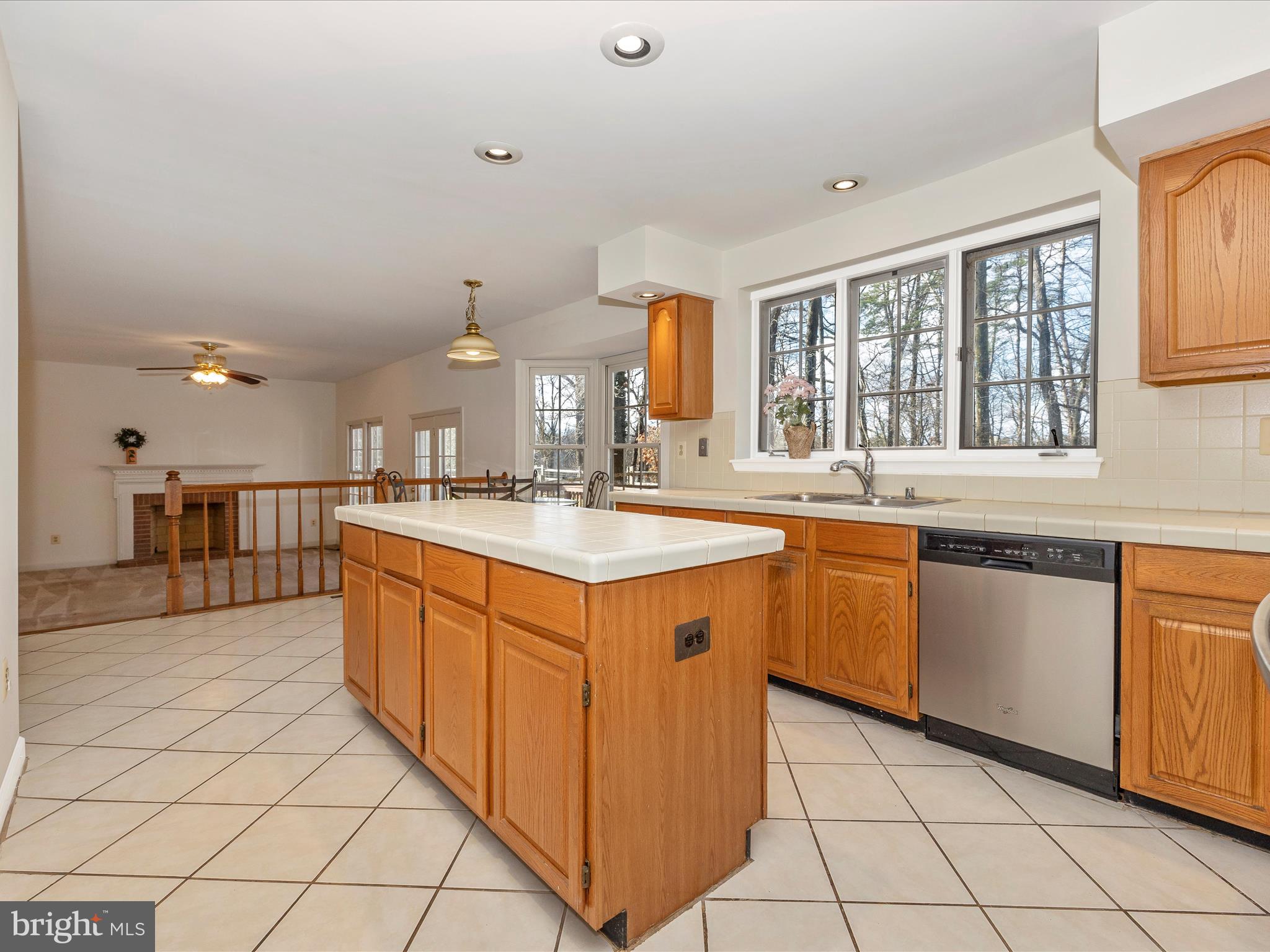 SAYBROOKE - Residential