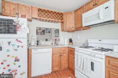 Tiny photo for 2207 Tanglewood Court, SEWELL, NJ 08080 (MLS # NJGL2072102)
