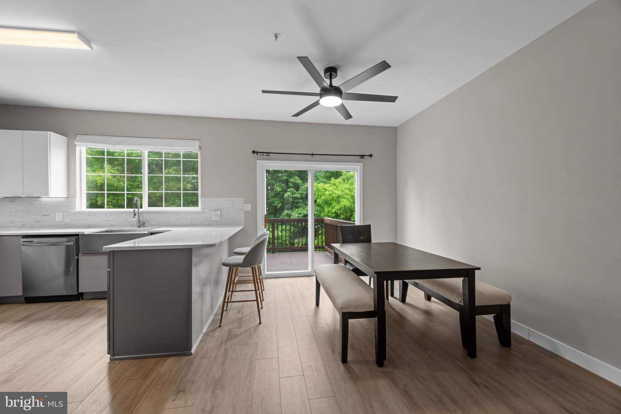 SUMMERS RUN - Residential