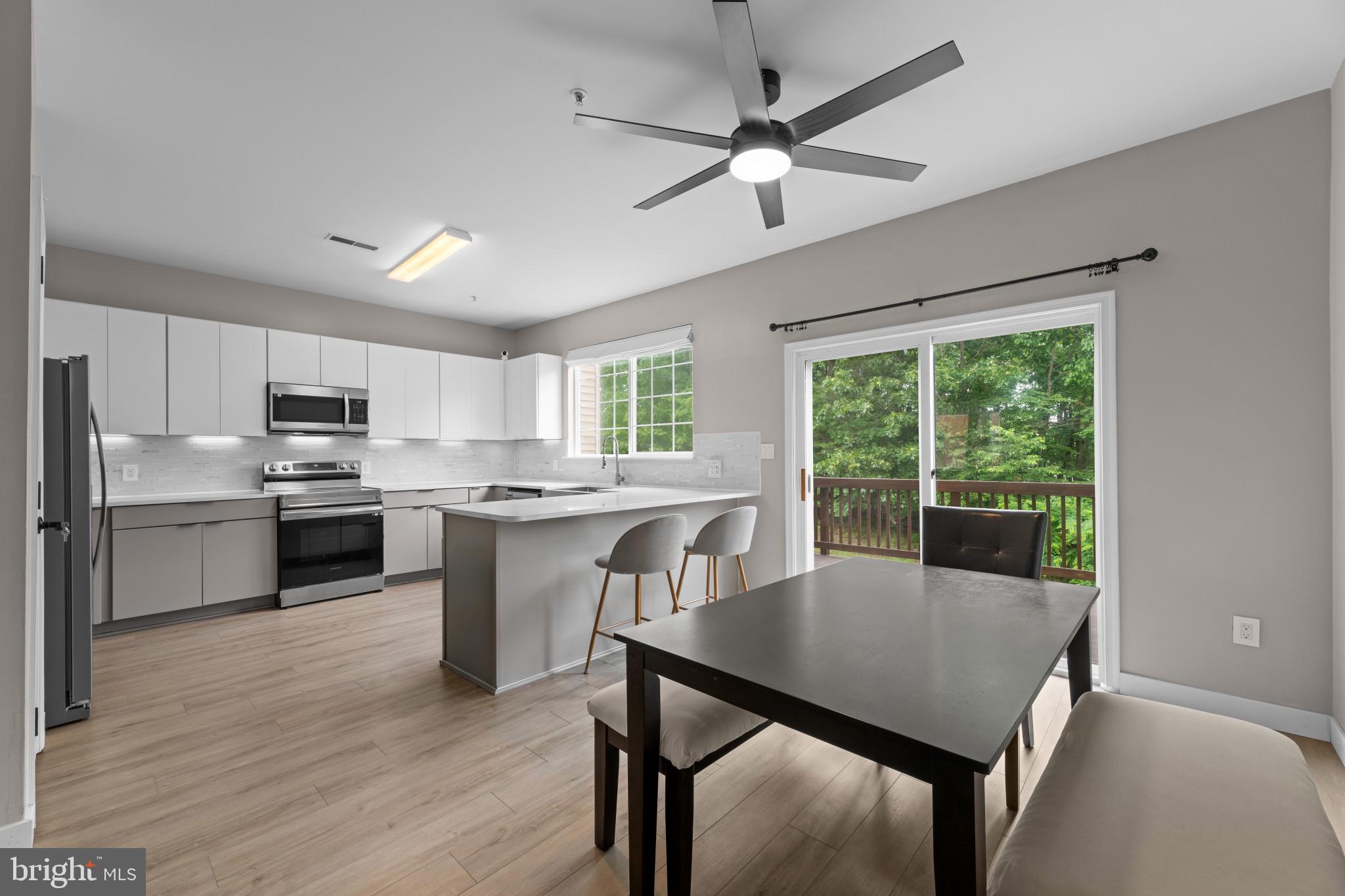 SUMMERS RUN - Residential