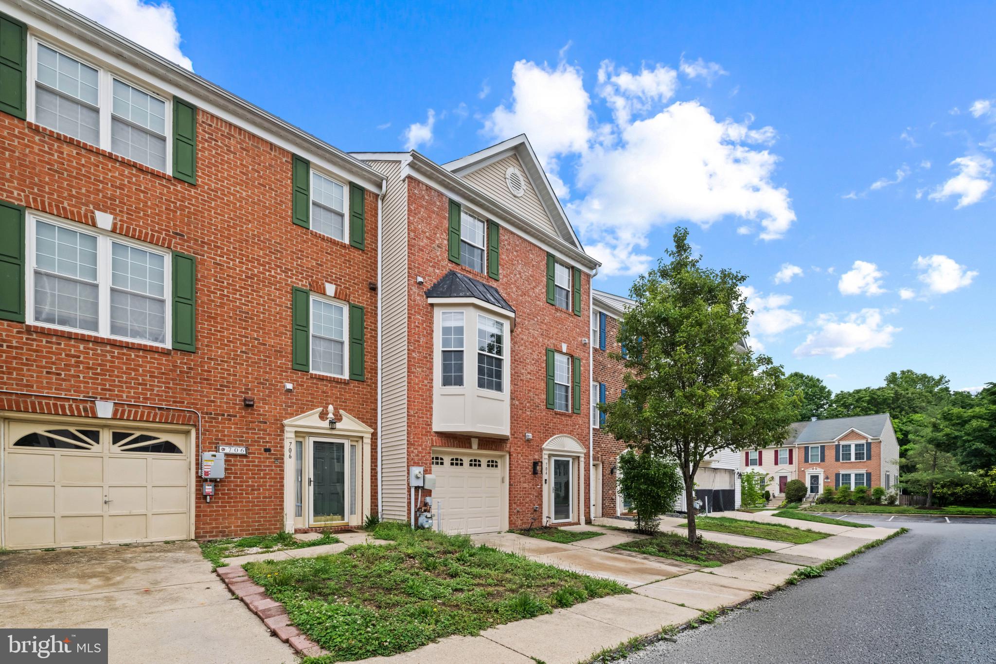 SUMMERS RUN - Residential