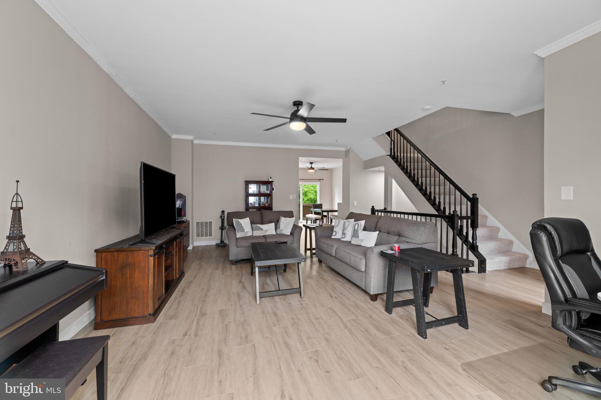 SUMMERS RUN - Residential