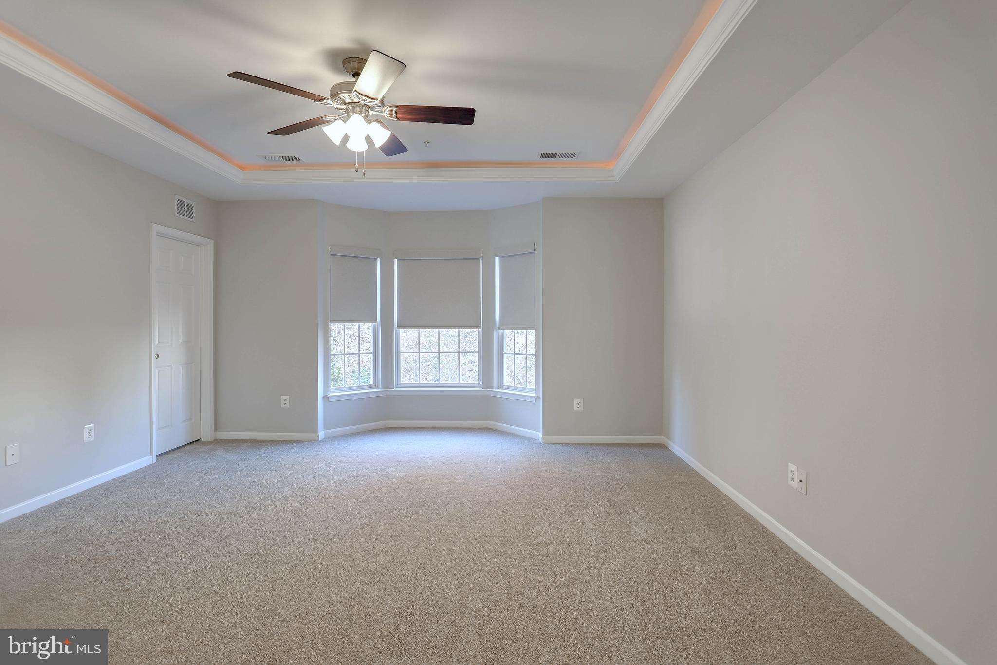 ELKRIDGE CROSSING - Residential