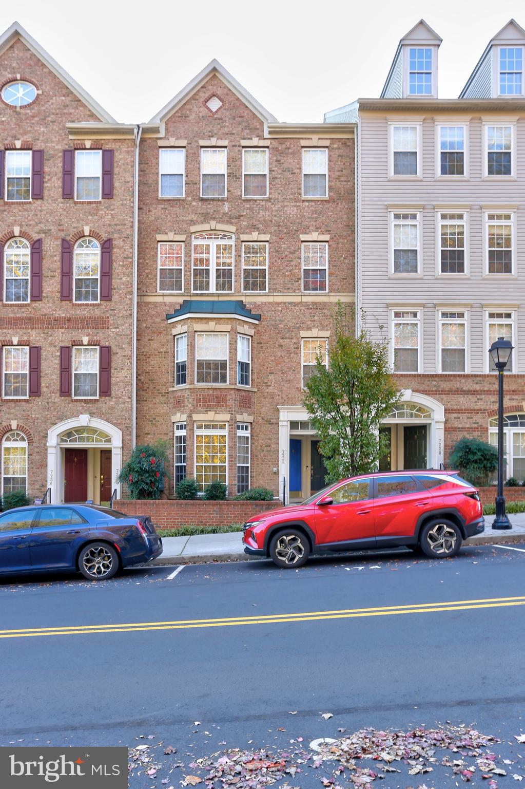 ELKRIDGE CROSSING - Residential