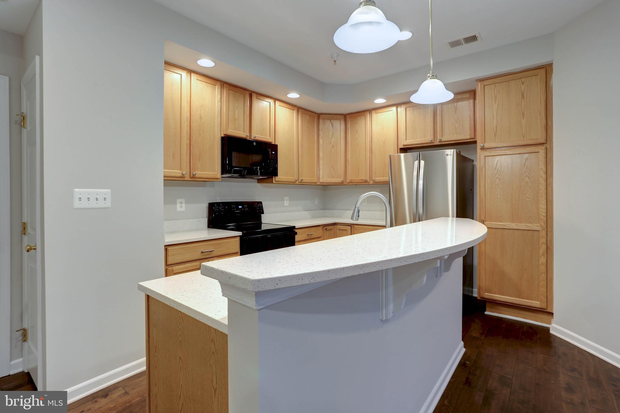 ELKRIDGE CROSSING - Residential