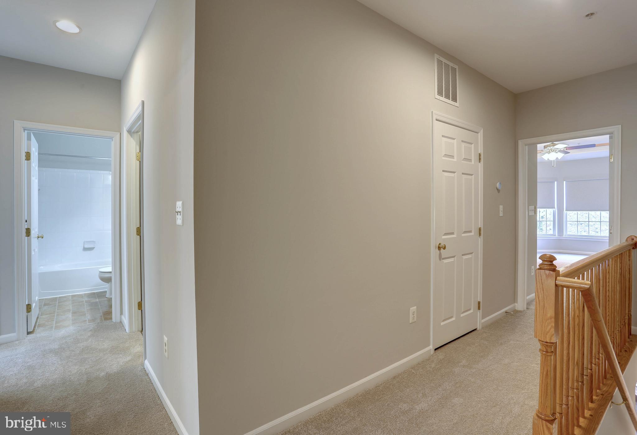 ELKRIDGE CROSSING - Residential