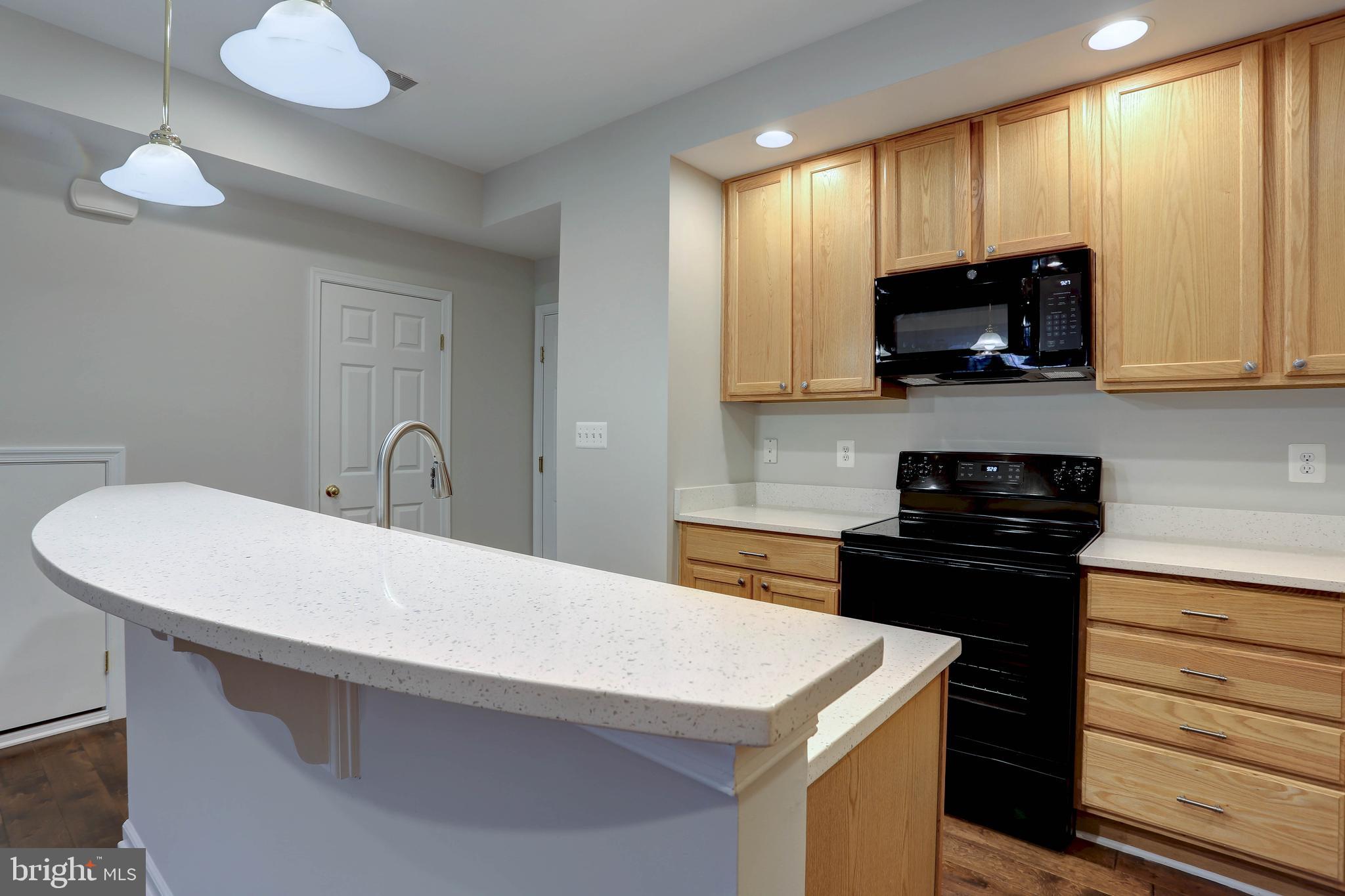 ELKRIDGE CROSSING - Residential