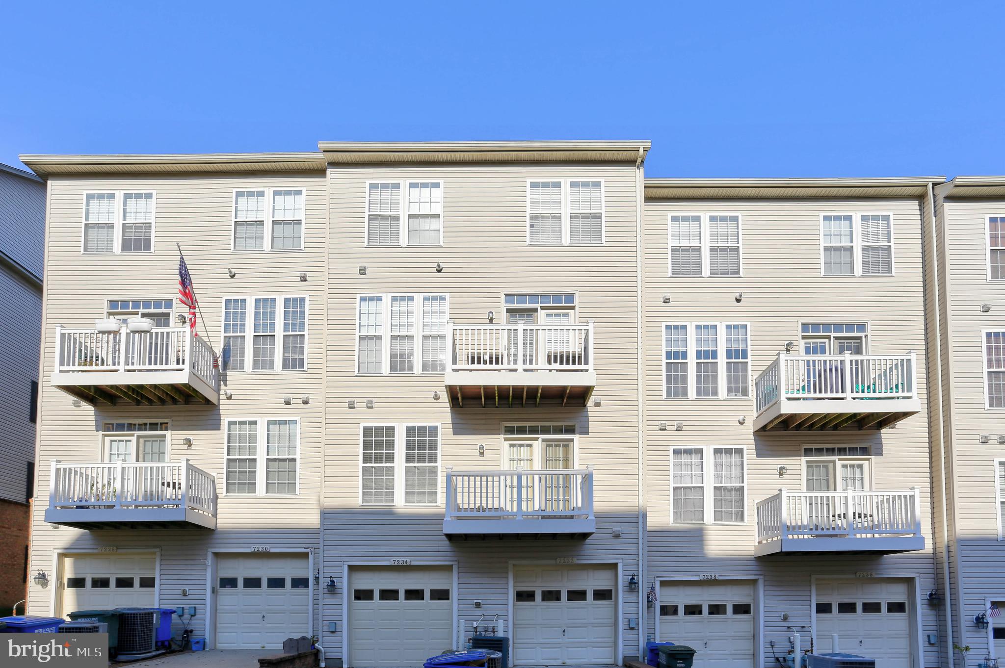 ELKRIDGE CROSSING - Residential