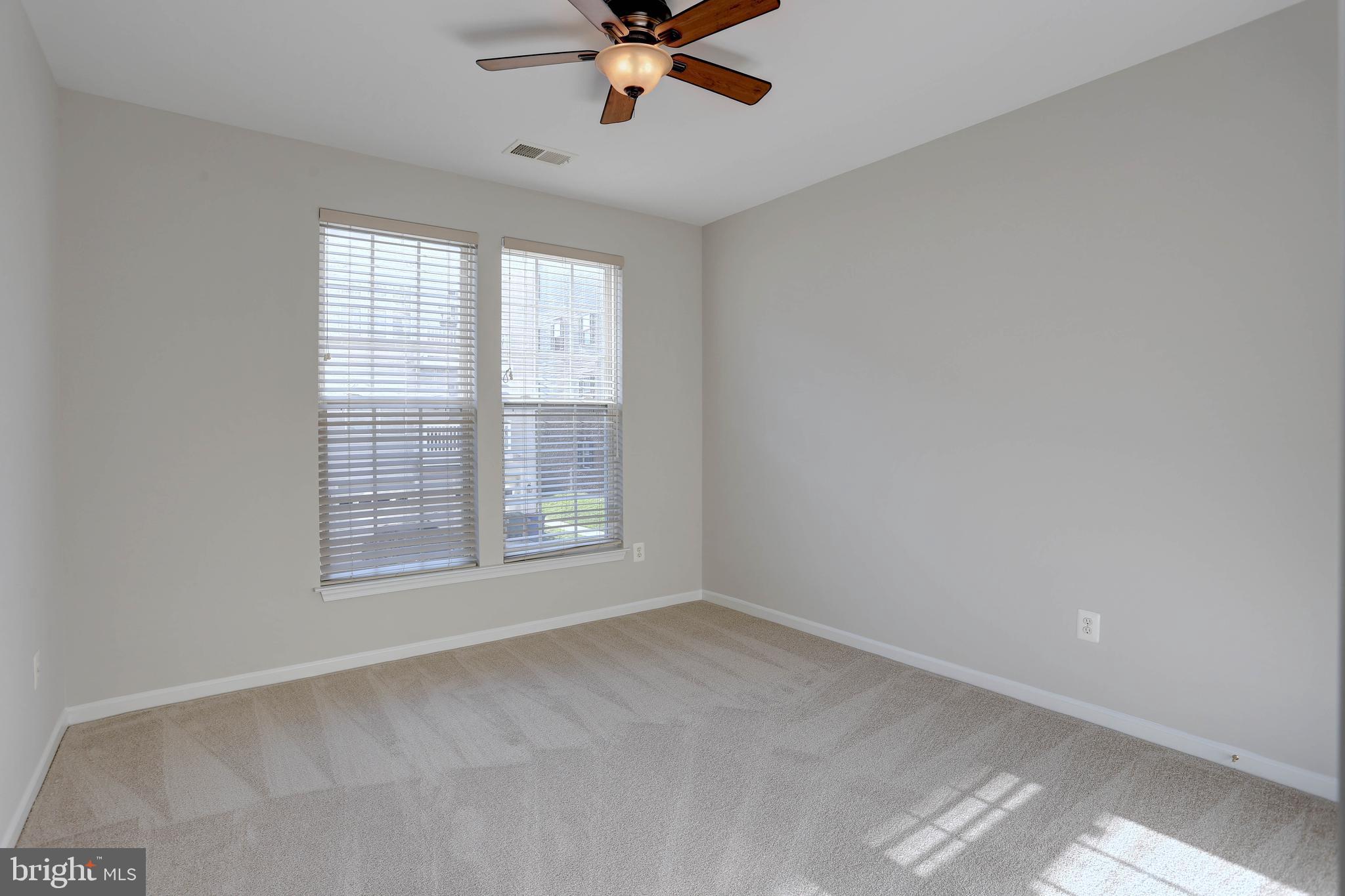 ELKRIDGE CROSSING - Residential