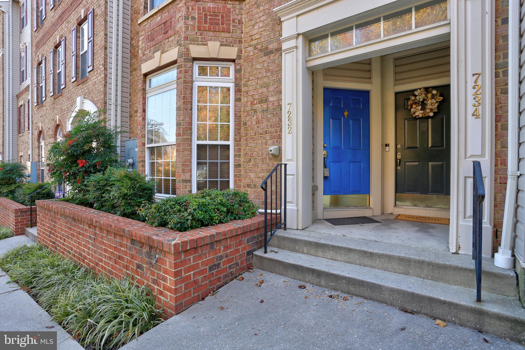 ELKRIDGE CROSSING - Residential