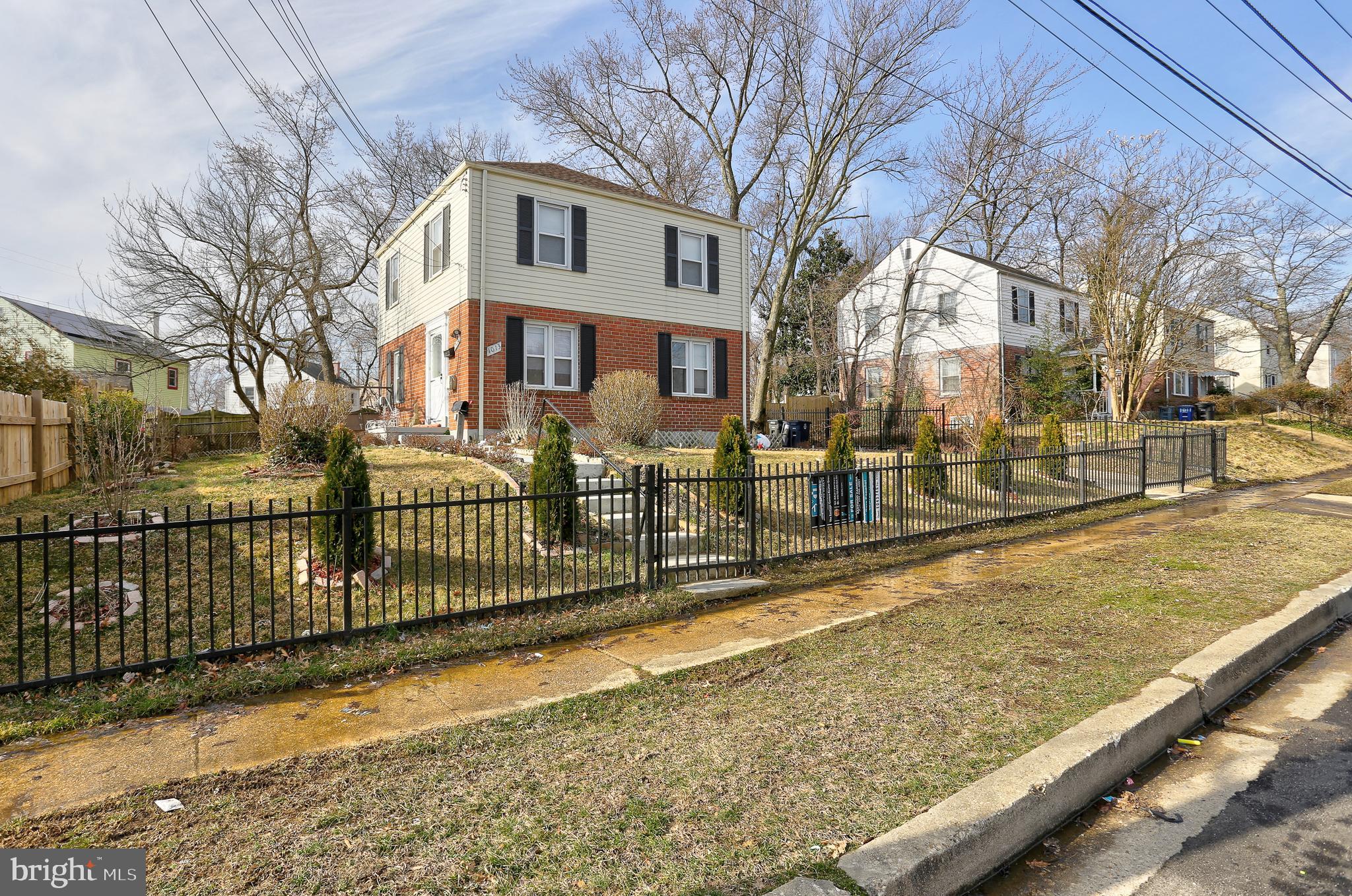 PARKLAWN - Residential