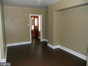 EAST FALLS - Residential Income