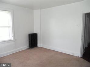 EAST FALLS - Residential Income