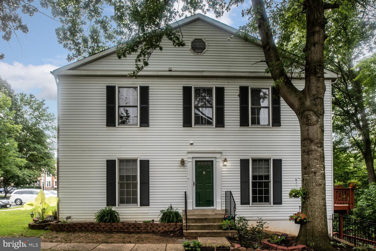 TOWNS OF FOREST HILLS - Residential