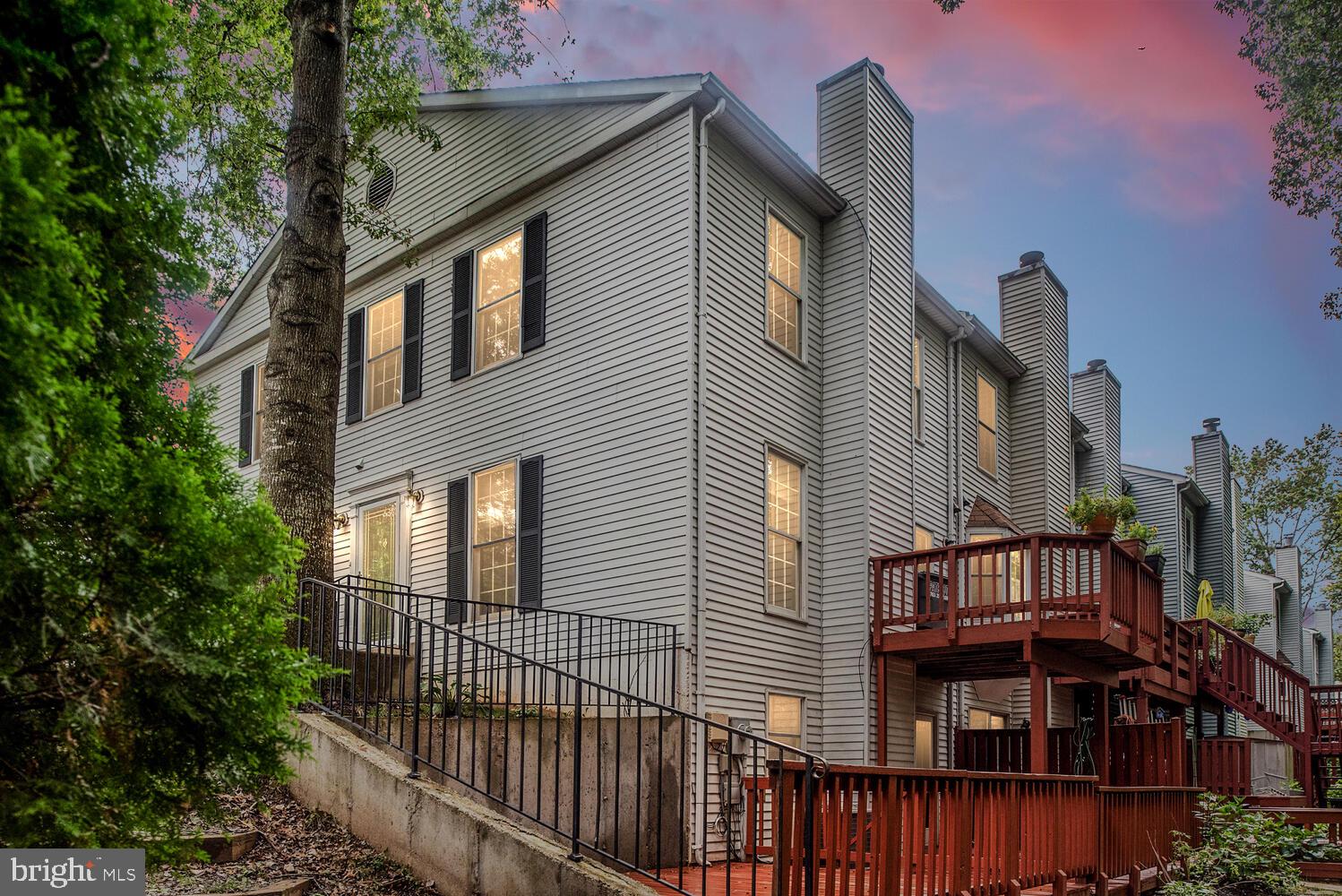 TOWNS OF FOREST HILLS - Residential