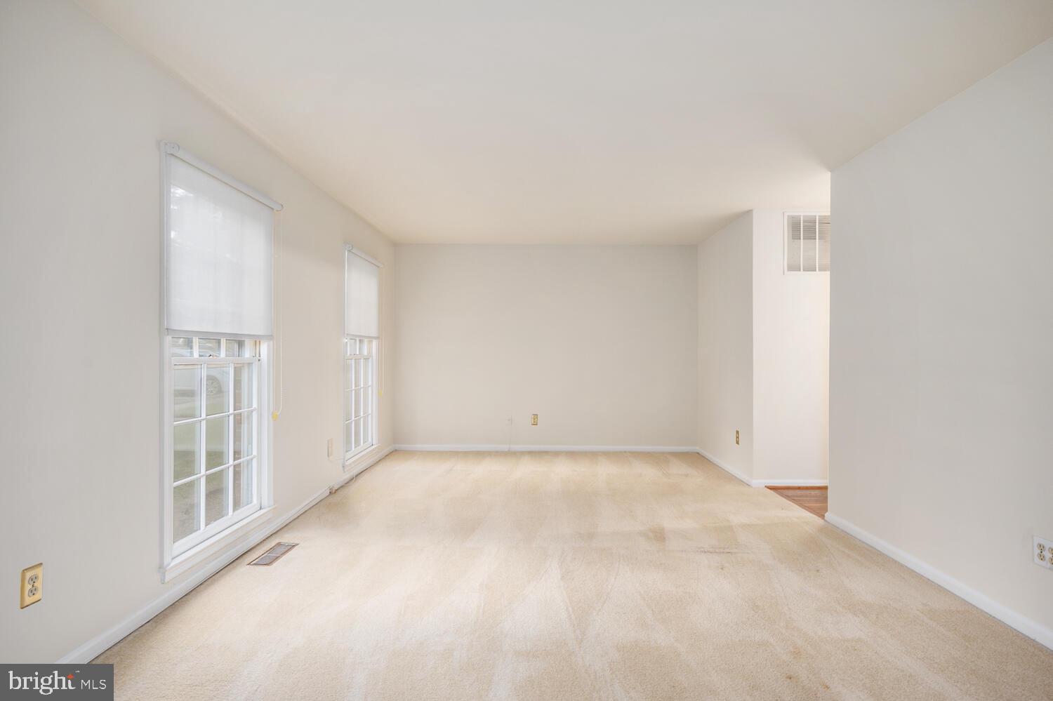 TOWNS OF FOREST HILLS - Residential