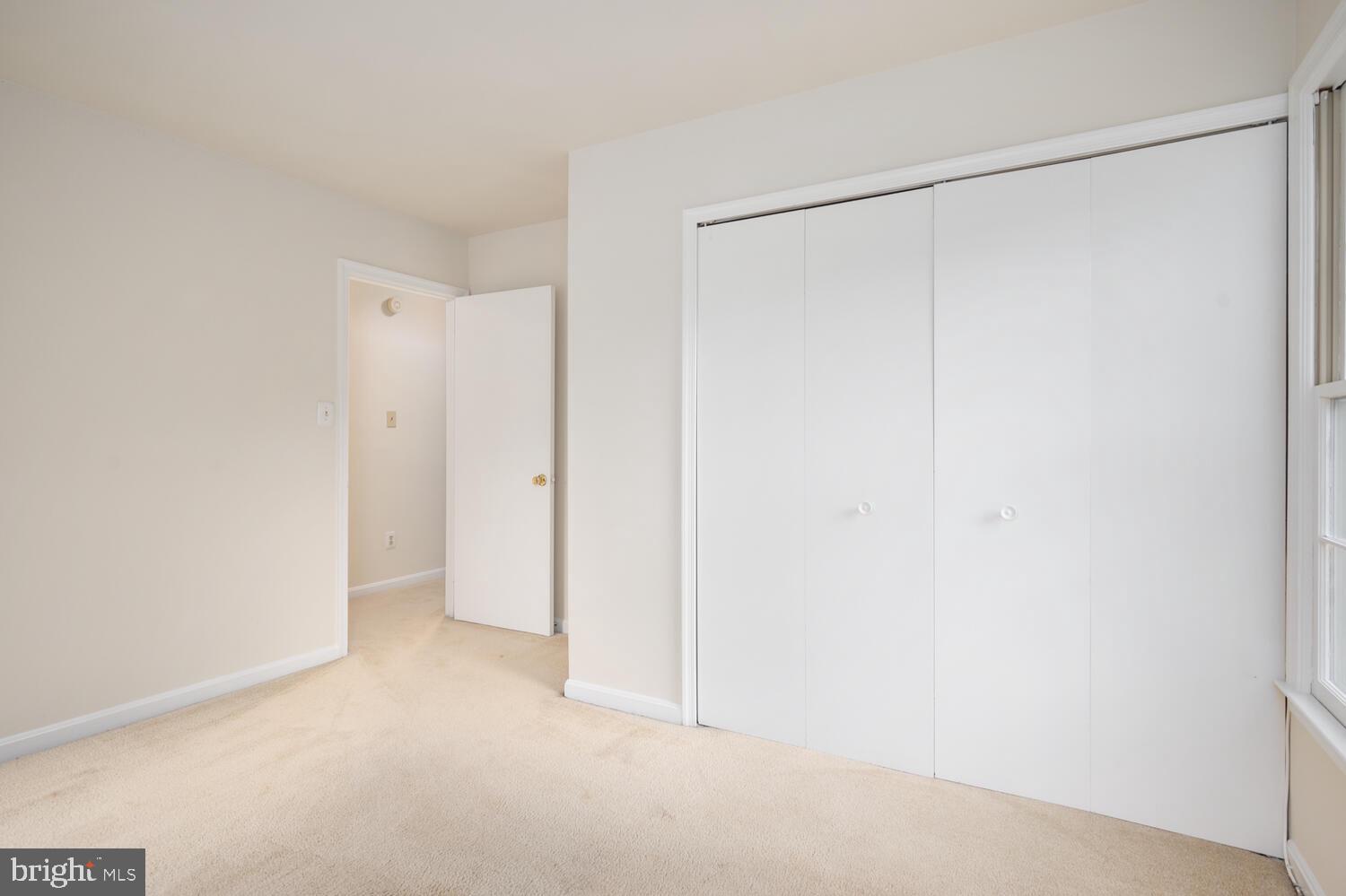 TOWNS OF FOREST HILLS - Residential