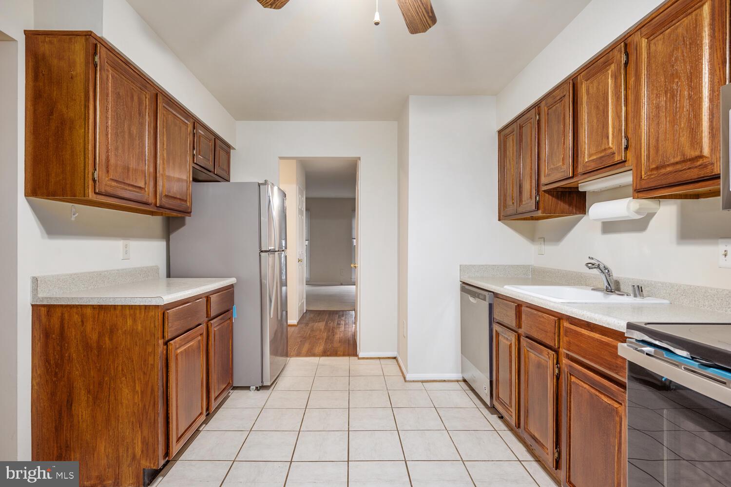 TOWNS OF FOREST HILLS - Residential