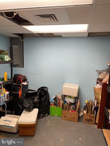 WINDSOR TWP - Residential