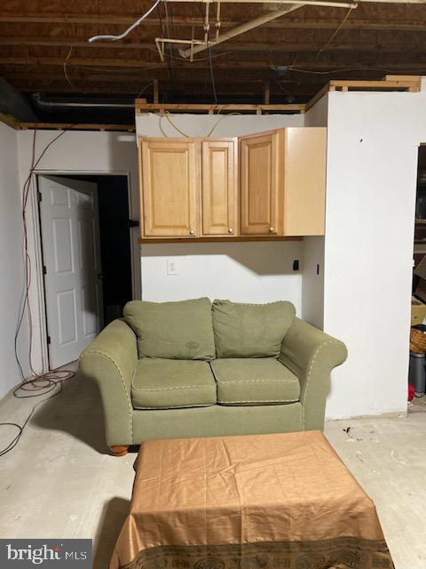 WINDSOR TWP - Residential