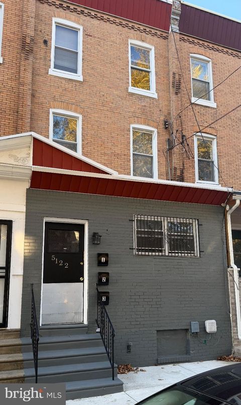 Townhouse For Rent - 5122 Arch Street #2<br/> PHILADELPHIA, PA 19139