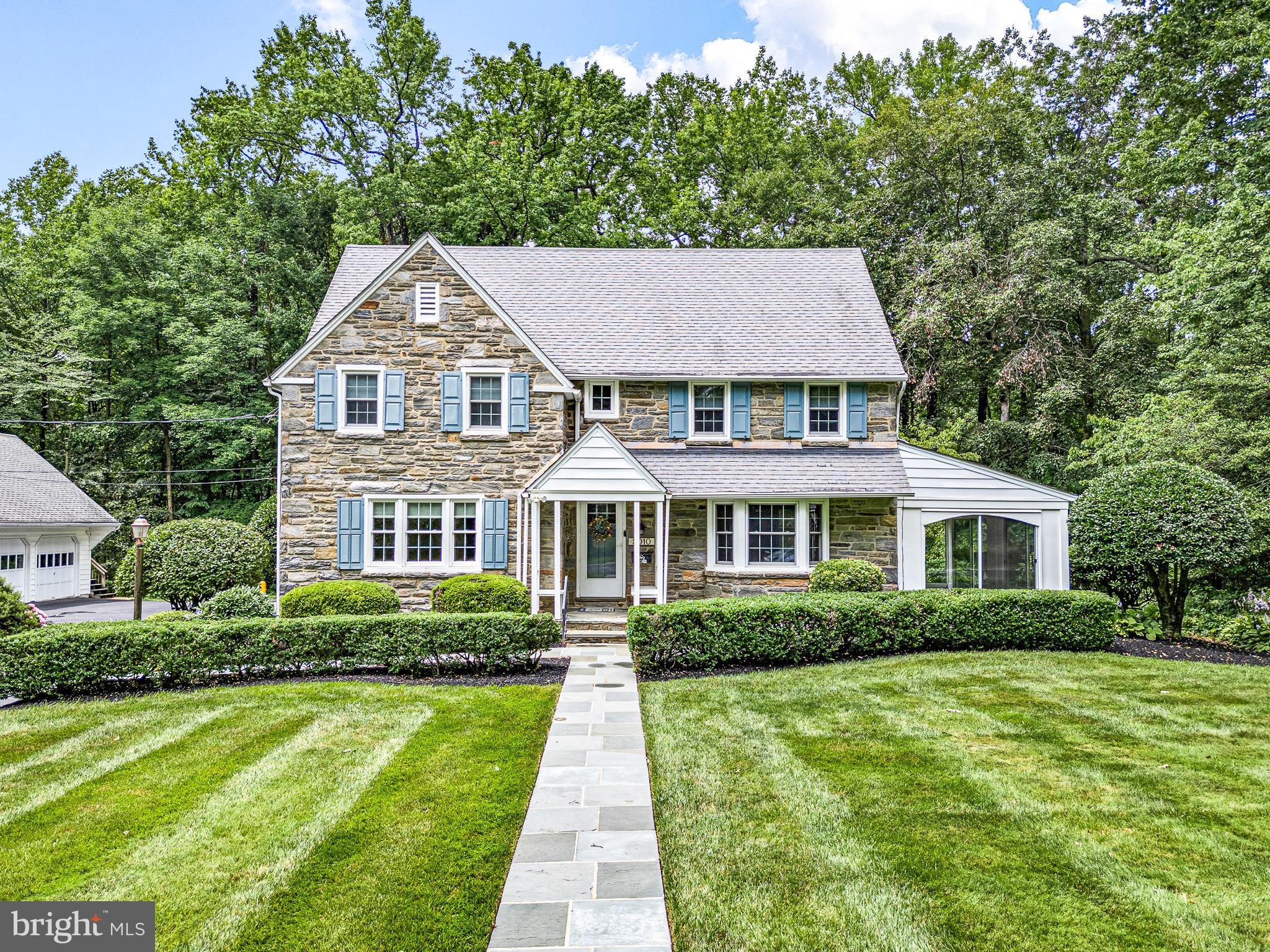 2010 WOODBROOK DRIVE